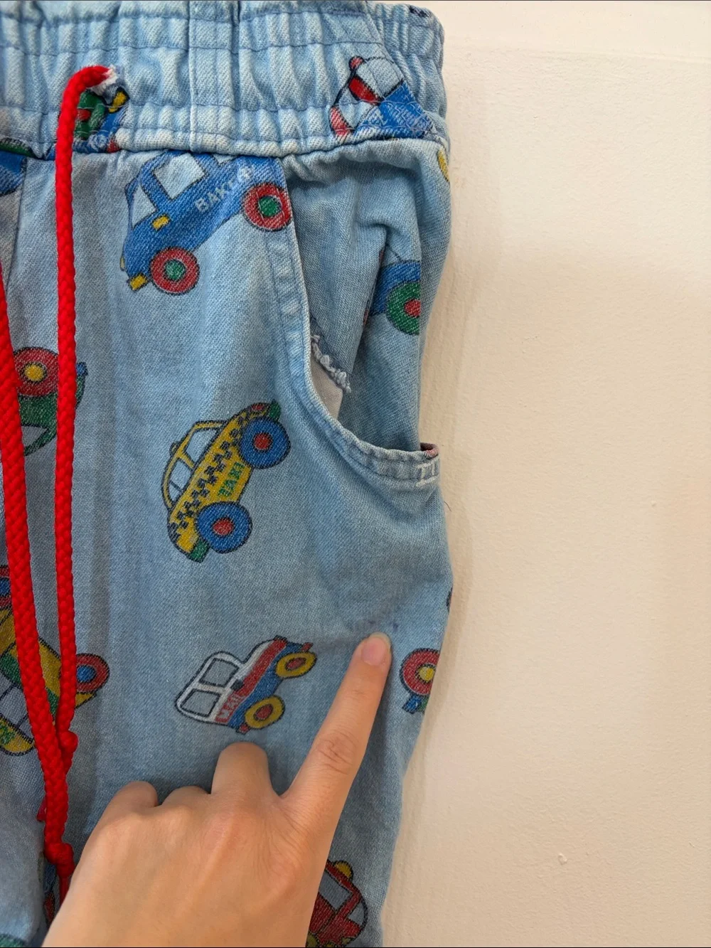 Vintage OshKosh B'gosh Light Blue Denim Overalls with Car Print